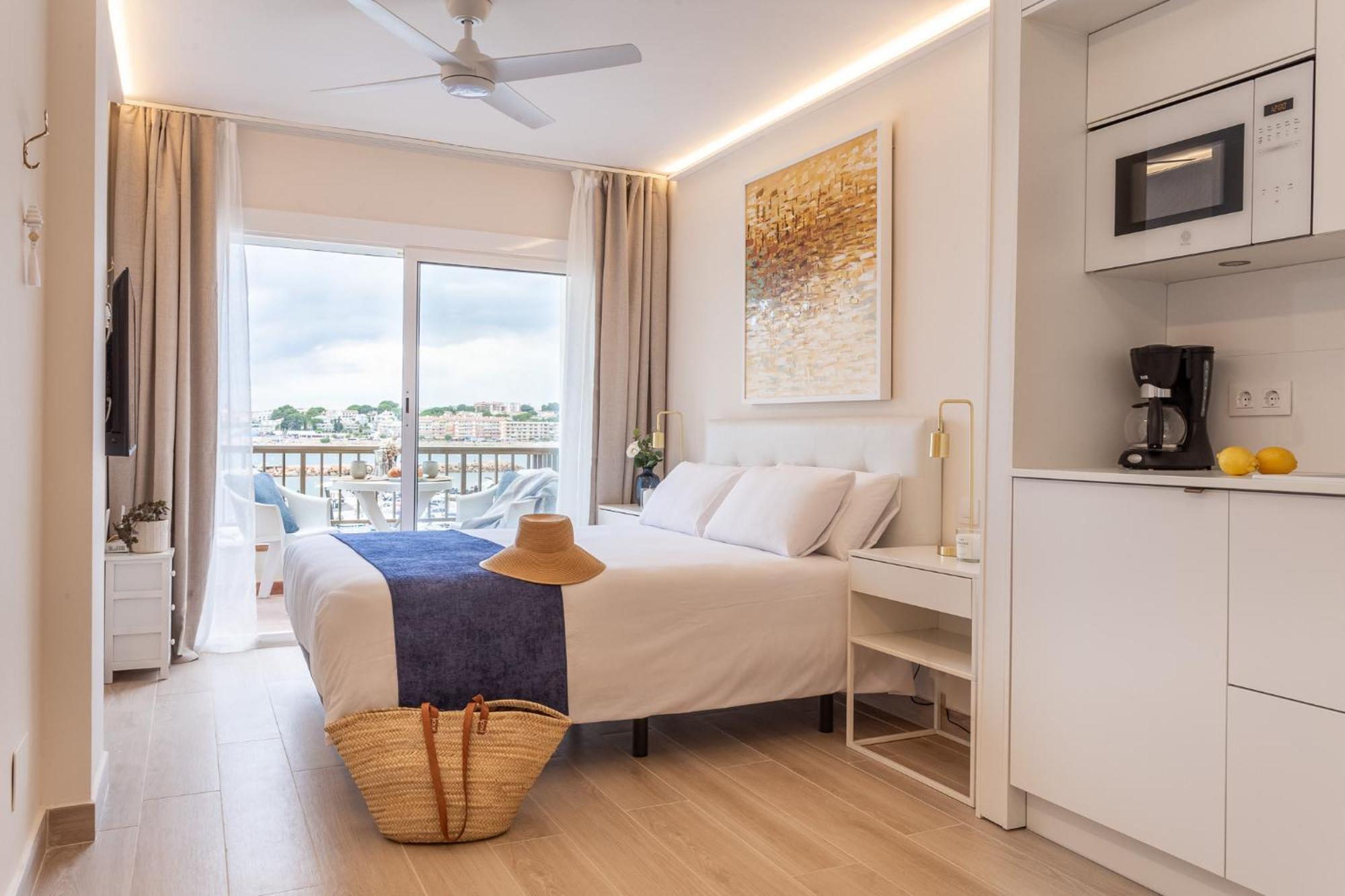 Estudio Con Terraza Lorena Ля Эскала Экстерьер фото